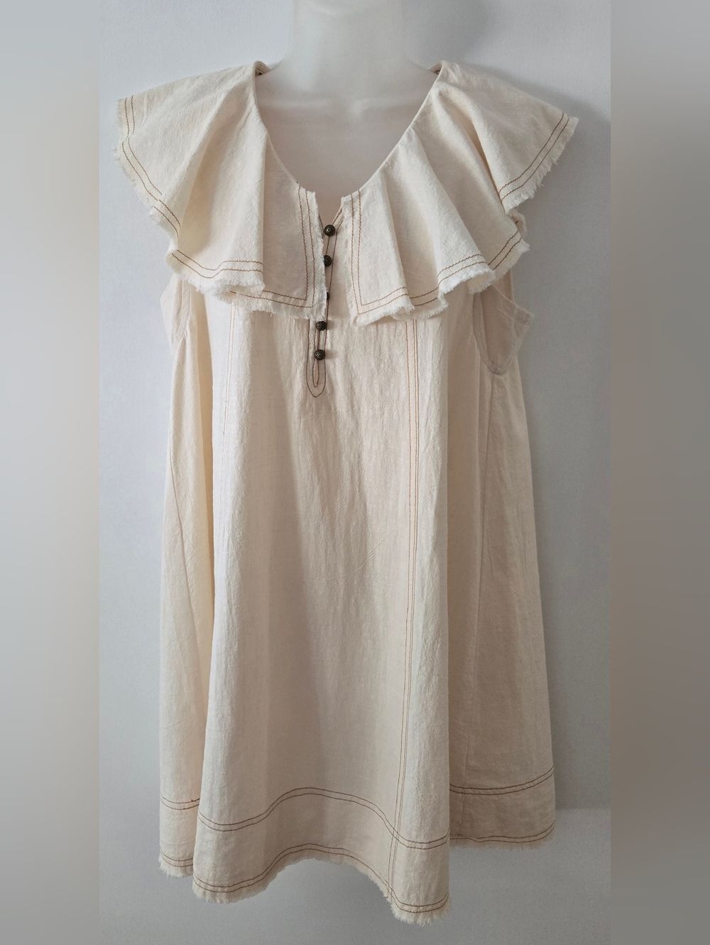 Umgee Mini Dress Sz Small Ruffle V Neck Cream Gauze Crinkle Type Material Euc